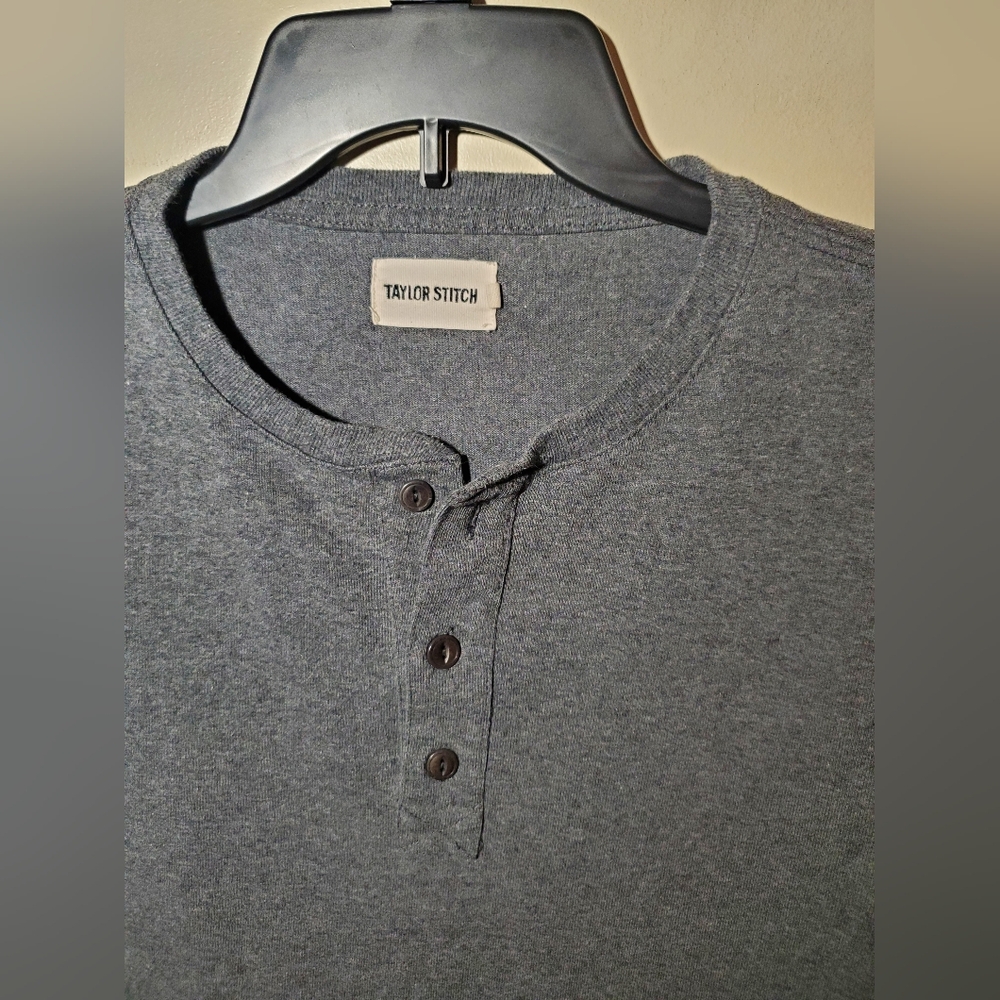 Taylor Stitch The Heavy Bag Henley Long Sleeve Pullover Shirt Size 40 - Picture 4 of 8